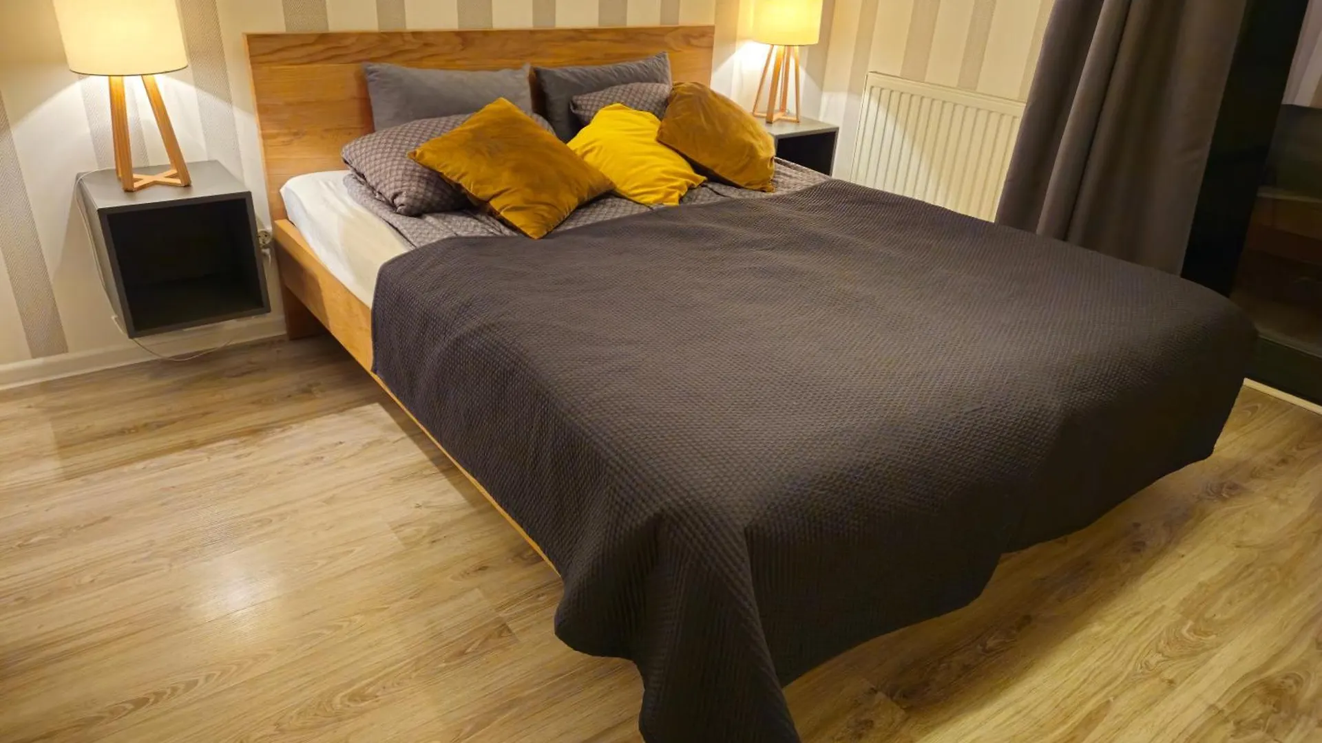 Apartment Apartament Czerwone Maki Krakow